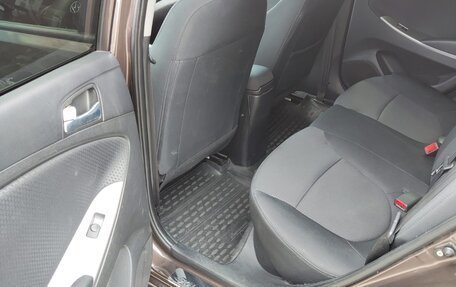 Hyundai Solaris II рестайлинг, 2014 год, 1 150 000 рублей, 11 фотография