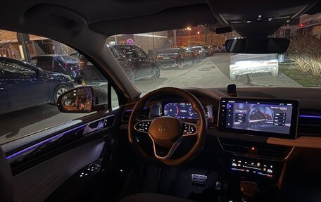 Volkswagen Tiguan II, 2021 год, 4 150 000 рублей, 20 фотография