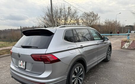 Volkswagen Tiguan II, 2021 год, 4 150 000 рублей, 34 фотография