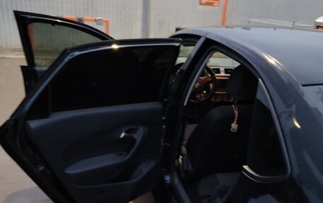 Volkswagen Polo VI (EU Market), 2013 год, 750 000 рублей, 15 фотография