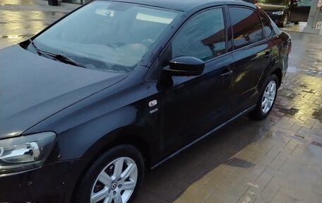 Volkswagen Polo VI (EU Market), 2013 год, 750 000 рублей, 17 фотография