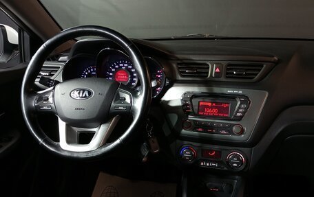 KIA Rio III рестайлинг, 2014 год, 885 000 рублей, 10 фотография
