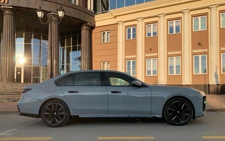 BMW 7 серия, 2024 год, 12 400 000 рублей, 7 фотография