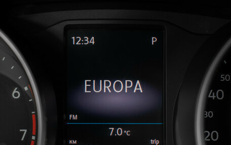 Volkswagen Tiguan II, 2018 год, 2 740 000 рублей, 14 фотография