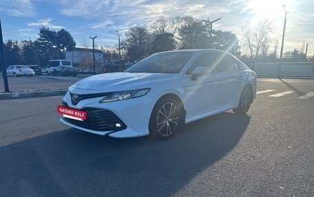Toyota Camry, 2018 год, 2 350 000 рублей, 2 фотография