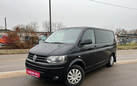 Volkswagen Multivan T5, 2013 год, 2 450 000 рублей, 3 фотография