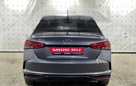 Hyundai Solaris II рестайлинг, 2021 год, 1 700 000 рублей, 6 фотография