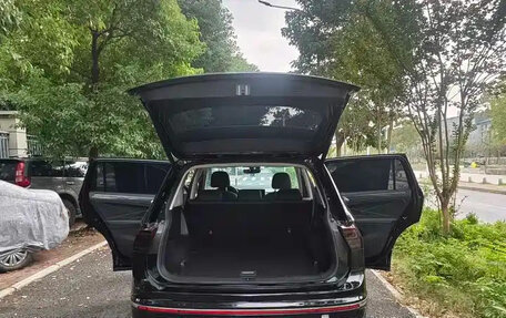 Volkswagen Tiguan II, 2022 год, 2 310 114 рублей, 8 фотография