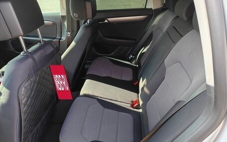 Volkswagen Passat B7, 2012 год, 1 450 000 рублей, 13 фотография