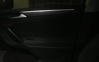 Volkswagen Tiguan II, 2020 год, 2 500 000 рублей, 1 фотография