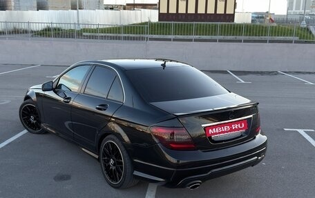 Mercedes-Benz C-Класс, 2012 год, 1 700 000 рублей, 10 фотография