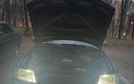 Audi A6, 1999 год, 445 000 рублей, 2 фотография