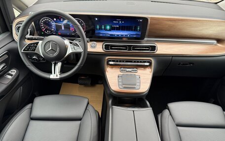 Mercedes-Benz V-Класс, 2025 год, 9 450 000 рублей, 25 фотография