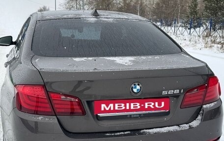 BMW 5 серия, 2010 год, 1 200 000 рублей, 3 фотография