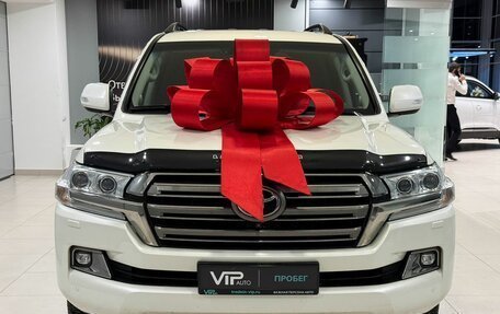 Toyota Land Cruiser 200, 2019 год, 6 130 000 рублей, 2 фотография