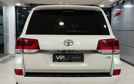 Toyota Land Cruiser 200, 2019 год, 6 130 000 рублей, 5 фотография