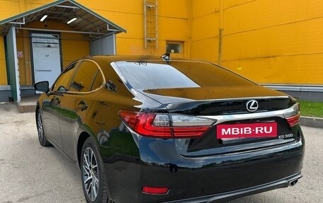 Lexus ES VII, 2017 год, 1 900 000 рублей, 6 фотография