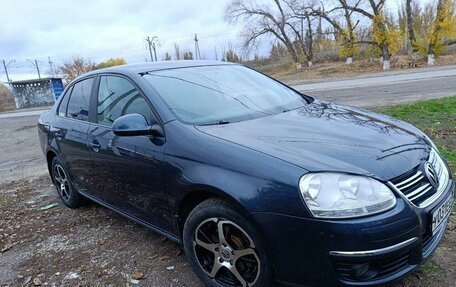 Volkswagen Jetta VI, 2008 год, 800 000 рублей, 3 фотография