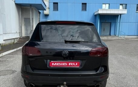 Volkswagen Touareg III, 2013 год, 1 990 000 рублей, 2 фотография