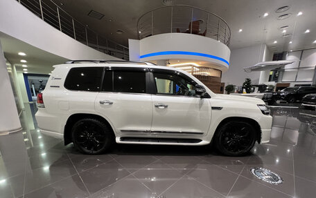 Toyota Land Cruiser 200, 2020 год, 11 232 000 рублей, 8 фотография