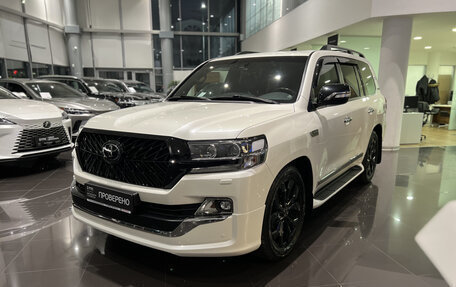 Toyota Land Cruiser 200, 2020 год, 11 232 000 рублей, 5 фотография