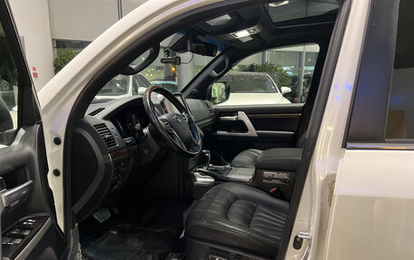 Toyota Land Cruiser 200, 2020 год, 11 232 000 рублей, 20 фотография