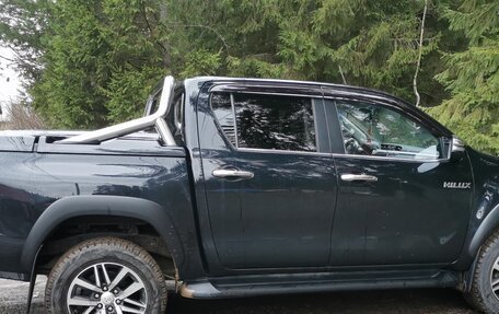 Toyota Hilux VIII, 2016 год, 3 500 000 рублей, 3 фотография