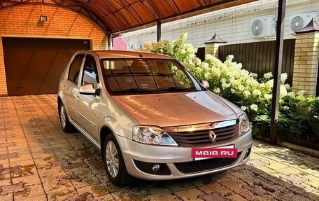 Renault Logan I, 2011 год, 750 000 рублей, 3 фотография
