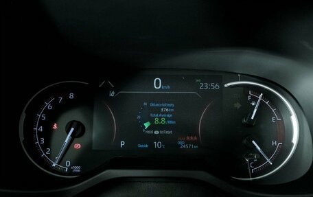 Toyota RAV4, 2022 год, 4 388 000 рублей, 10 фотография