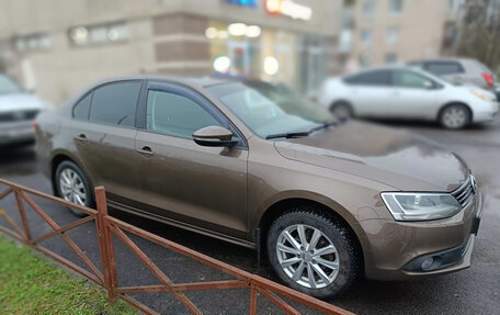 Volkswagen Jetta VI, 2012 год, 990 000 рублей, 4 фотография