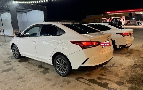 Hyundai Solaris II рестайлинг, 2021 год, 1 230 000 рублей, 6 фотография