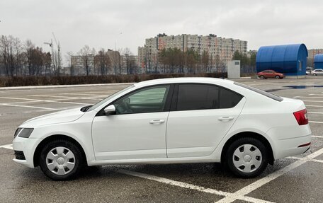 Skoda Octavia, 2017 год, 800 000 рублей, 2 фотография