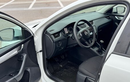 Skoda Octavia, 2017 год, 800 000 рублей, 9 фотография