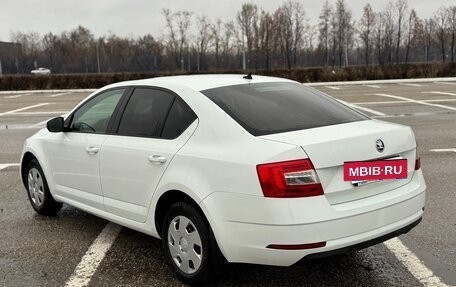 Skoda Octavia, 2017 год, 800 000 рублей, 3 фотография