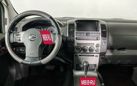 Nissan Pathfinder, 2007 год, 850 000 рублей, 12 фотография