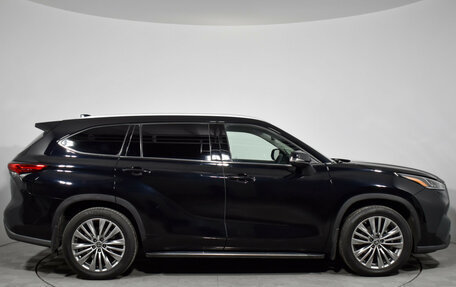 Toyota Highlander, 2021 год, 5 190 000 рублей, 4 фотография