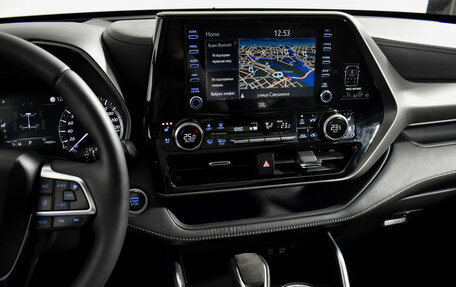 Toyota Highlander, 2021 год, 5 190 000 рублей, 20 фотография