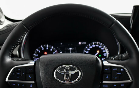 Toyota Highlander, 2021 год, 5 190 000 рублей, 17 фотография