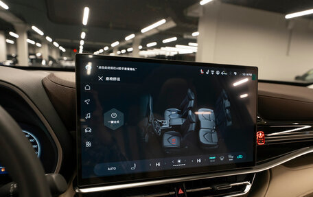 Toyota Highlander, 2025 год, 6 400 000 рублей, 22 фотография