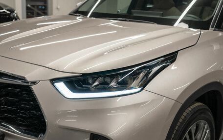 Toyota Highlander, 2025 год, 6 400 000 рублей, 32 фотография