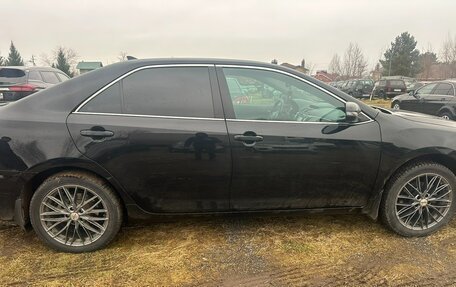 Toyota Camry, 2017 год, 2 000 000 рублей, 2 фотография