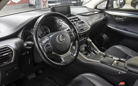 Lexus NX I, 2017 год, 2 749 000 рублей, 16 фотография