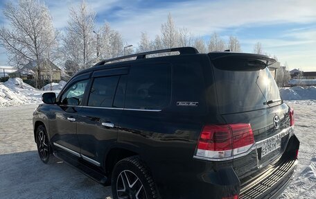 Toyota Land Cruiser 200, 2017 год, 5 952 000 рублей, 2 фотография