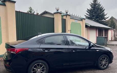 Hyundai Solaris II рестайлинг, 2019 год, 1 490 000 рублей, 4 фотография