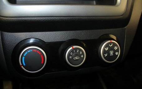 KIA Rio III рестайлинг, 2015 год, 893 000 рублей, 13 фотография