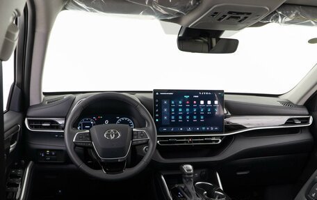 Toyota Highlander, 2025 год, 6 248 888 рублей, 8 фотография