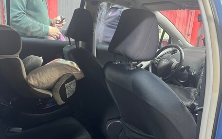 Toyota Yaris III рестайлинг, 2008 год, 749 999 рублей, 9 фотография