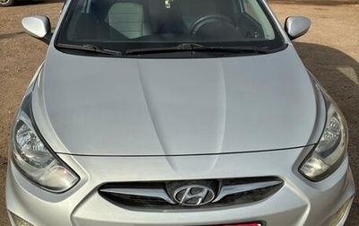 Hyundai Solaris II рестайлинг, 2012 год, 650 000 рублей, 1 фотография