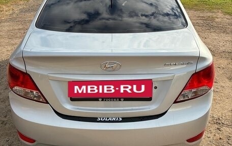 Hyundai Solaris II рестайлинг, 2012 год, 650 000 рублей, 3 фотография