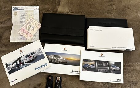 Porsche Panamera II рестайлинг, 2011 год, 2 850 000 рублей, 28 фотография